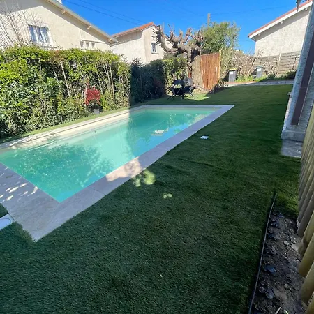 Comme A La Maison - 2 Et 1 Salon