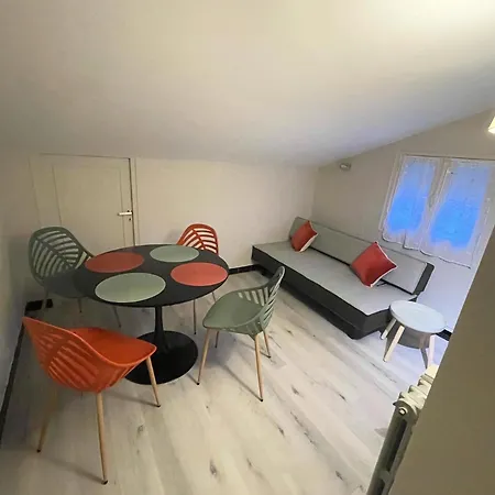 Comme A La Maison - 2 Et 1 Salon 3* Carcassonne