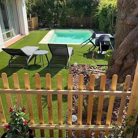 Comme A La Maison - 2 Et 1 Salon 3* Carcassonne