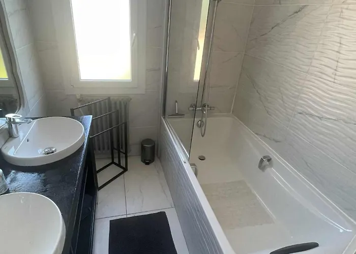 Frühstückspension Comme A La Maison - 2 Et 1 Salon