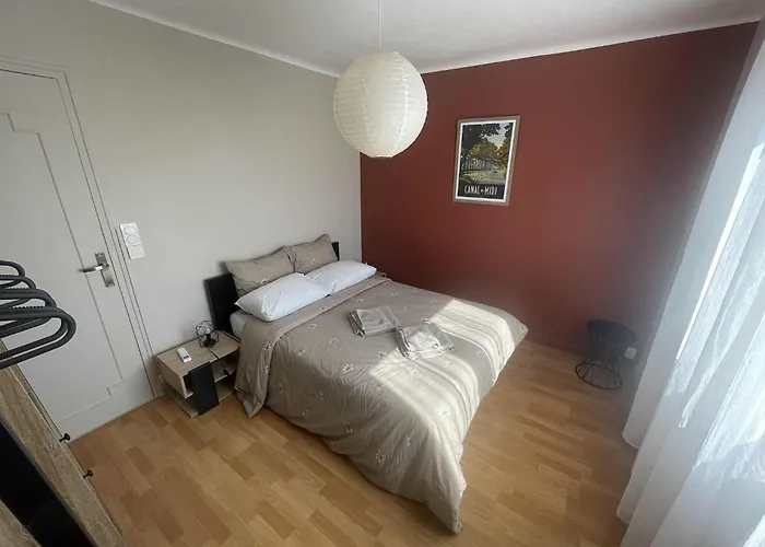 Comme A La Maison - 2 Et 1 Salon Отель типа 